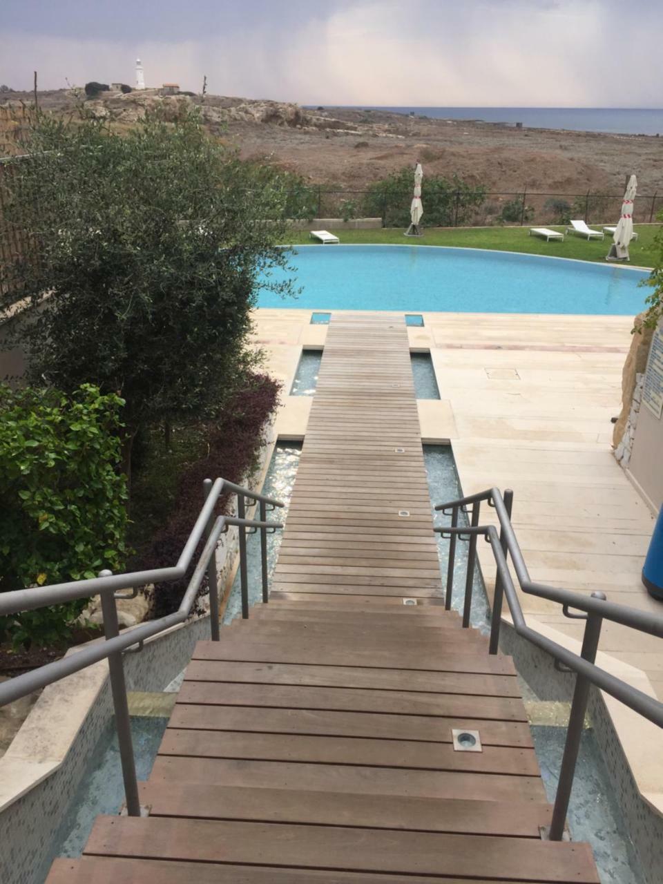 Lingna Luxury Apartment Lighthouse Pafos Exterior foto